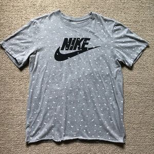 Men’s Nike “Just Do It” Graphic T Shirt Large Grey